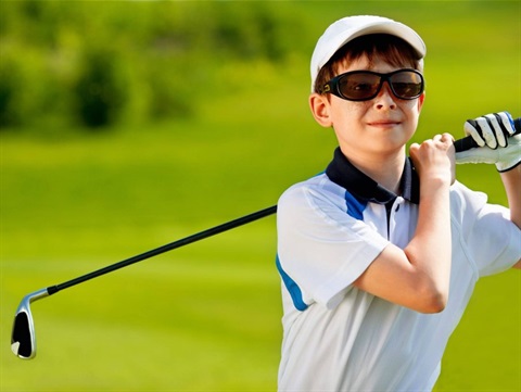 growling-club-golf-course-young-golfer.jpg