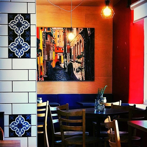 bluestone cafe and restaurant interior